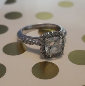 Tacori Halo  engagement ring wedding ring size 7